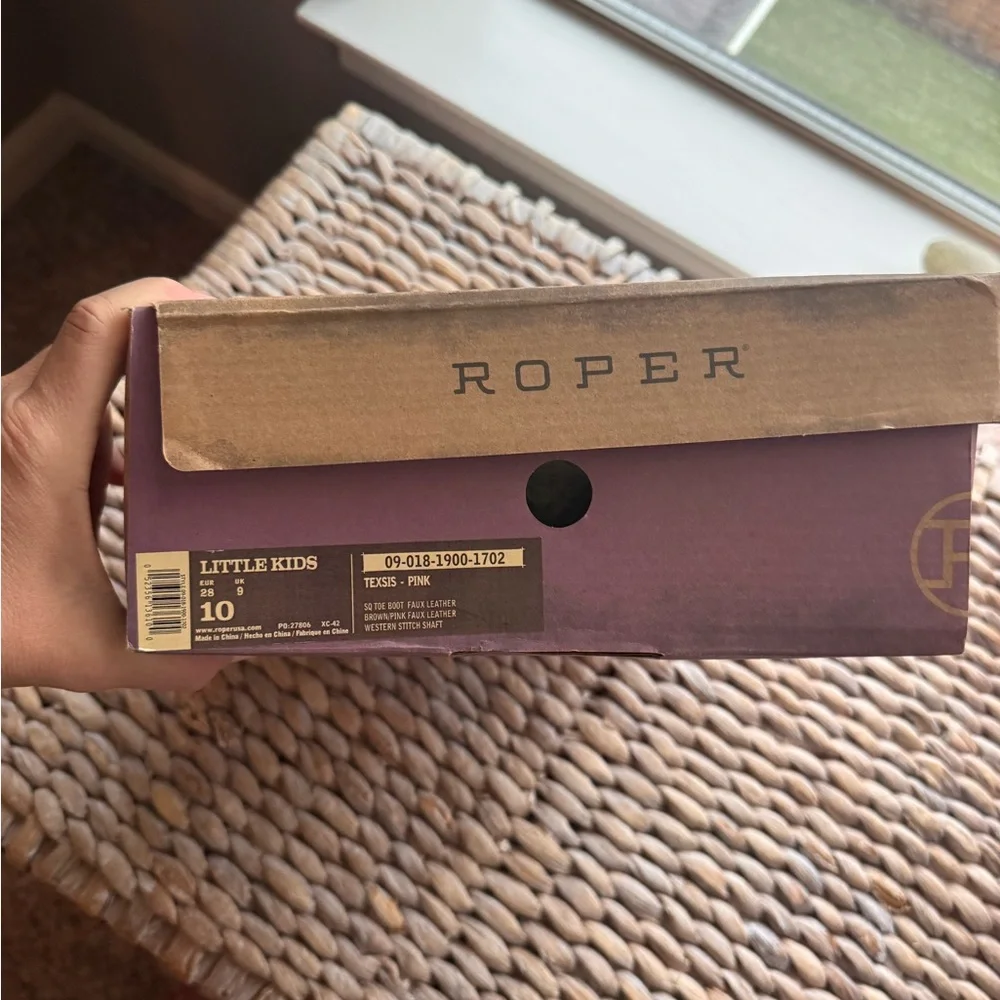 Roper bnwt girl